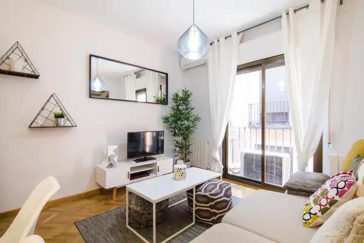 Bright & Spacious- City Center- 2Rooms-2Bathrooms Madrid Luaran gambar