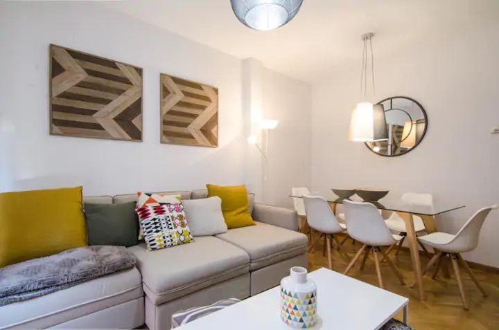 Bright & Spacious- City Center- 2Rooms-2Bathrooms Madrid Luaran gambar